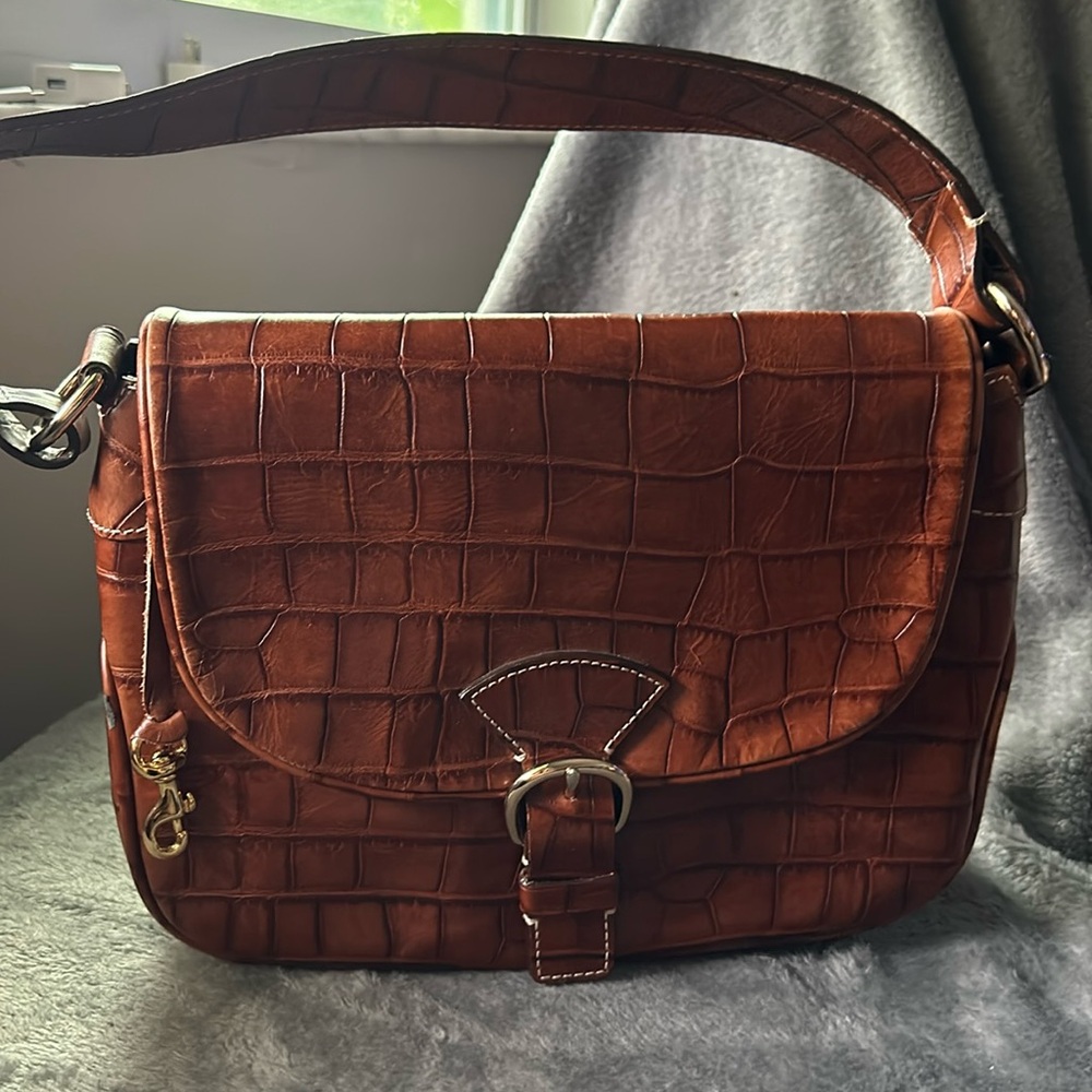 Dooney & Bourke Bayou short shoulder flap bag